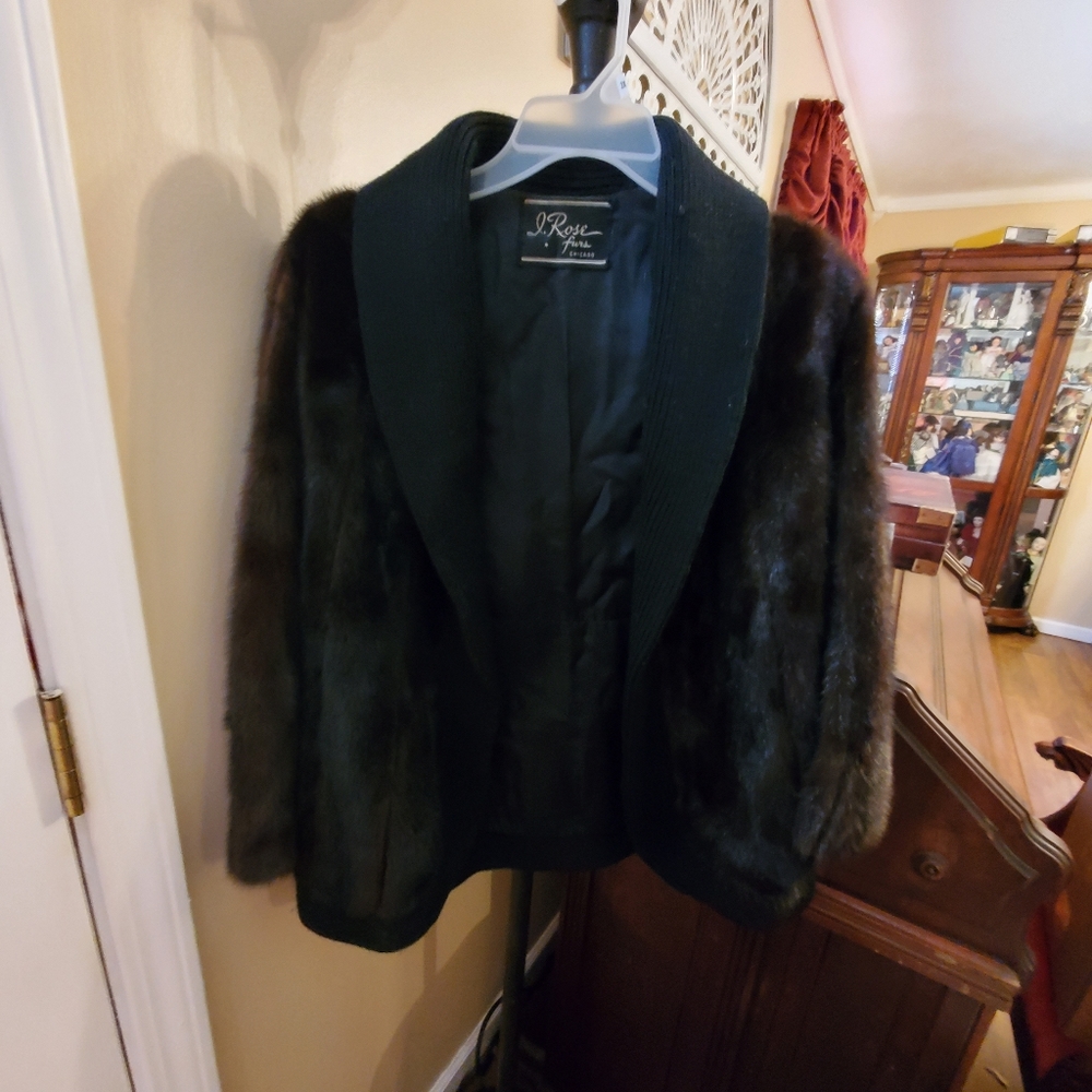 GORGEOUS Deep chocolate brown Mink fur Coat by I. Rose Chicago